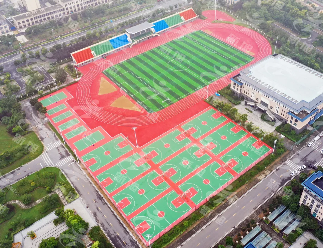 安徽中学运动场塑胶跑道完工