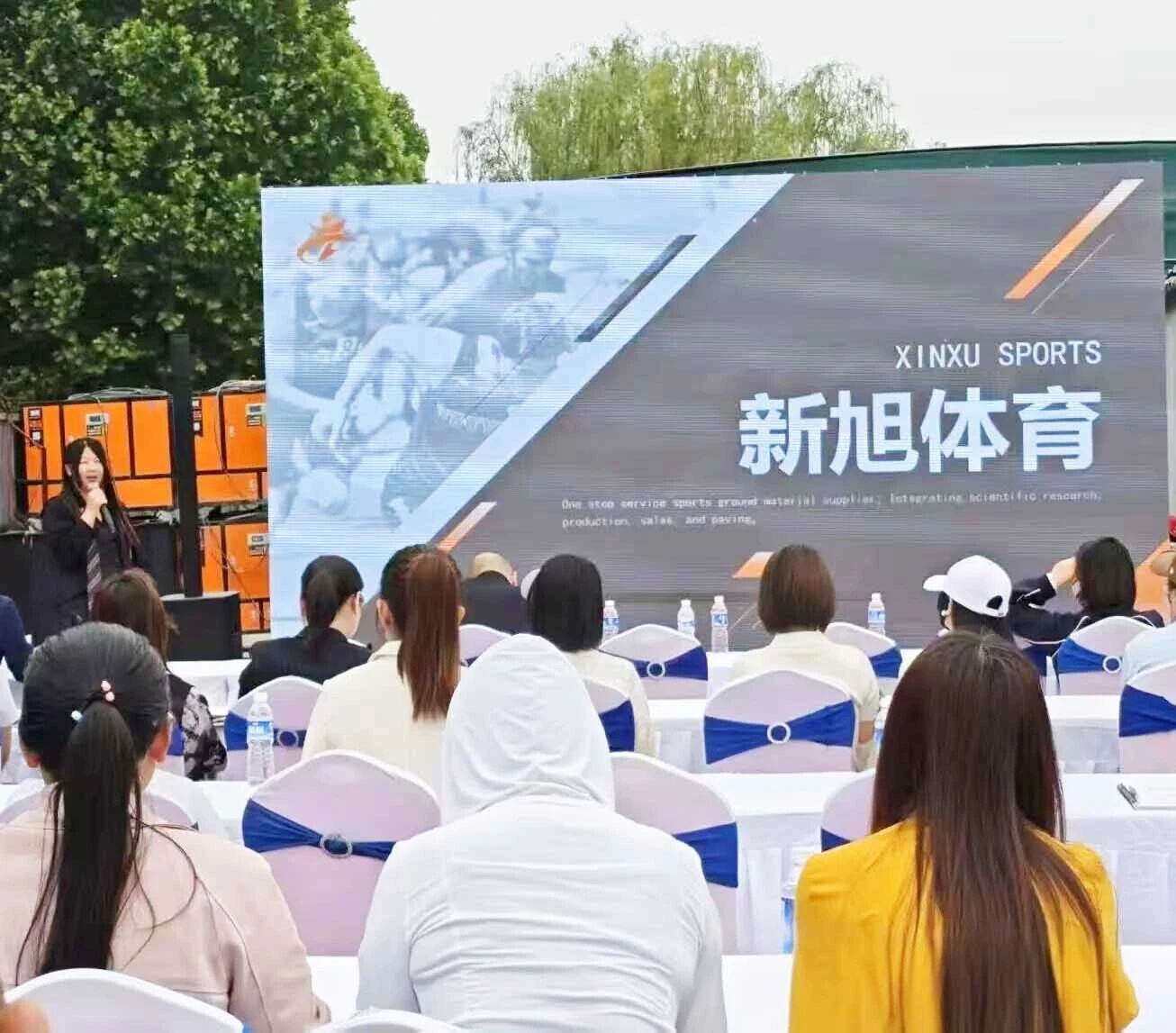 新旭体育代表分享地坪施工经验与行业发展趋势