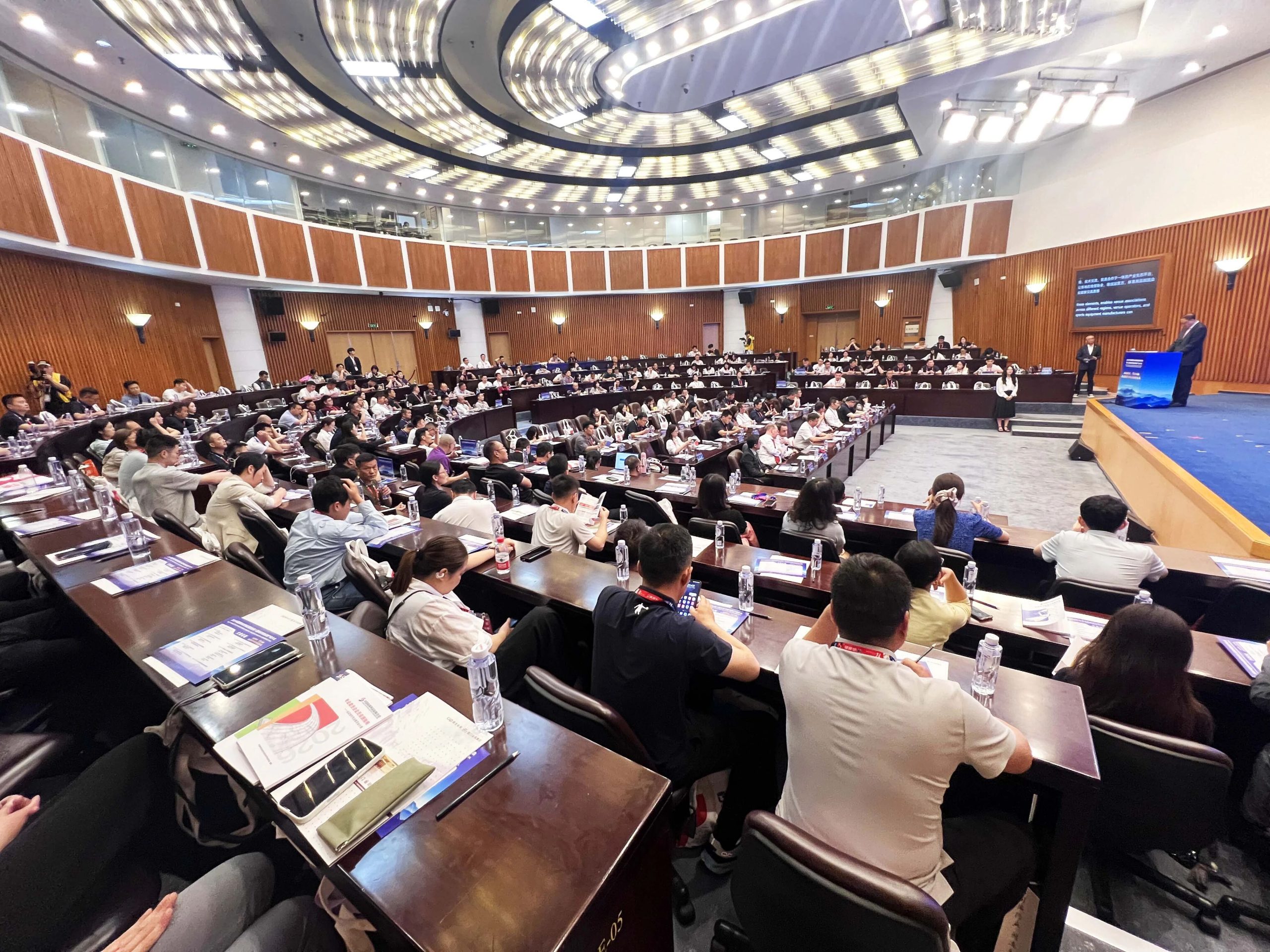 2026中国国际体育用品博览会第八届体育场馆设施产业大会新旭受邀参会